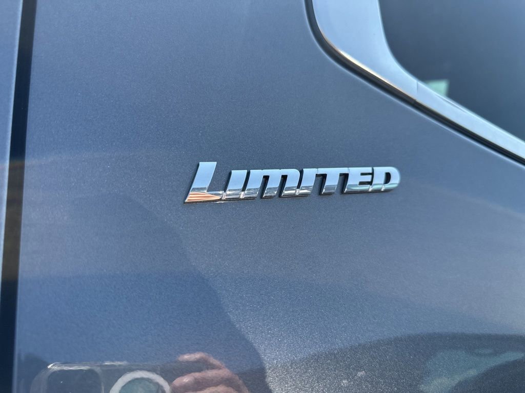 Used 2025 Toyota Tundra Limited image 28