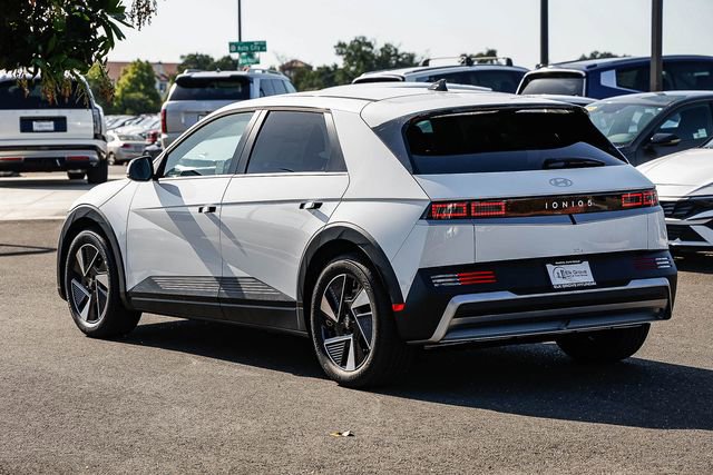 New 2026 Hyundai Ioniq 5 SEL RWD image 2