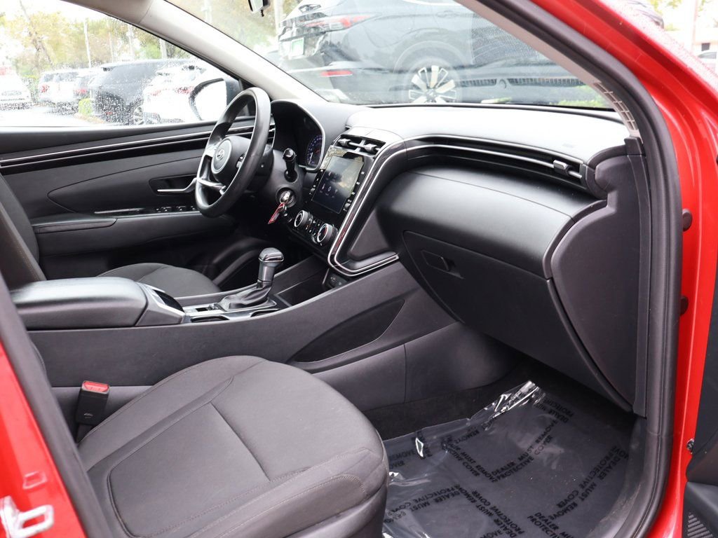 Used 2022 Hyundai Tucson SE image 24