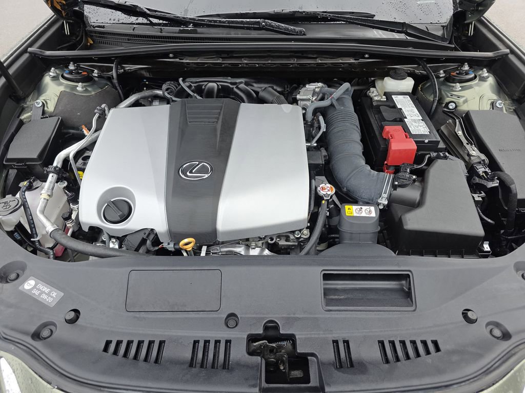 Used 2024 Lexus ES 350 Luxury w/ Accessory Package (Z2) image 11