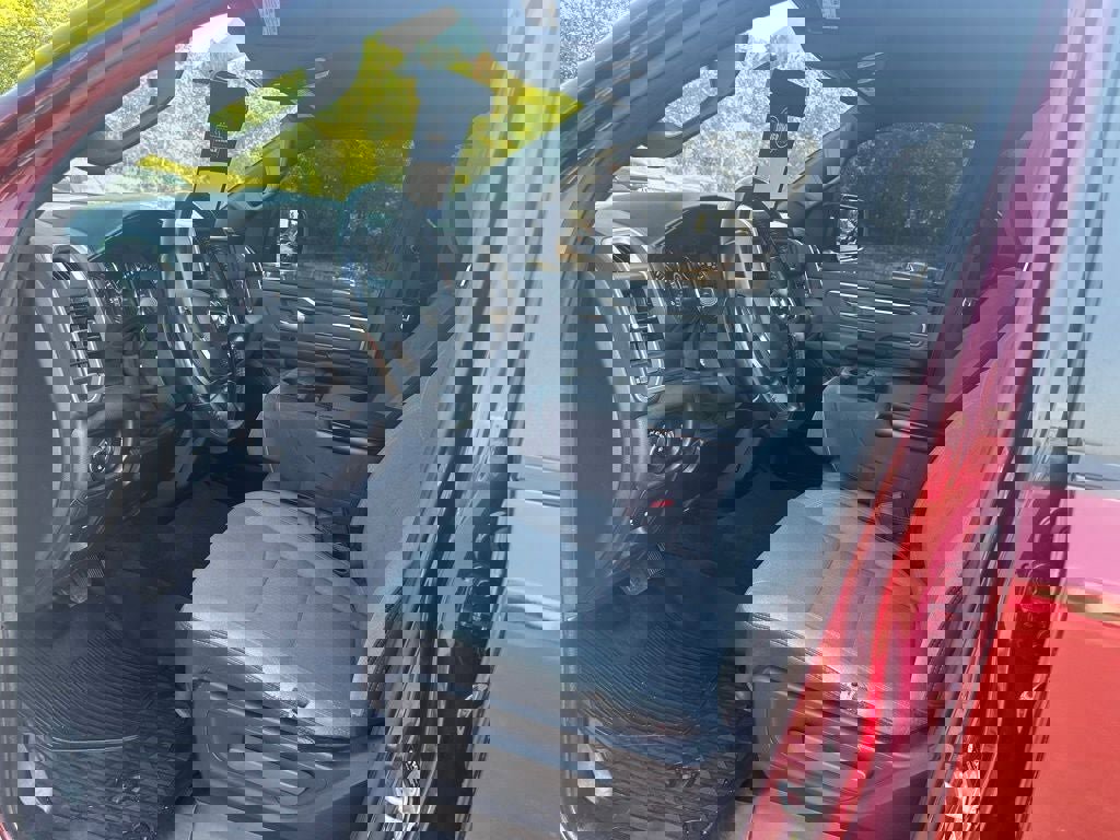 Used 2021 RAM 1500 Big Horn image 10