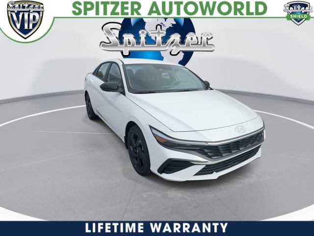 New 2026 Hyundai Elantra Sport FWD image 2