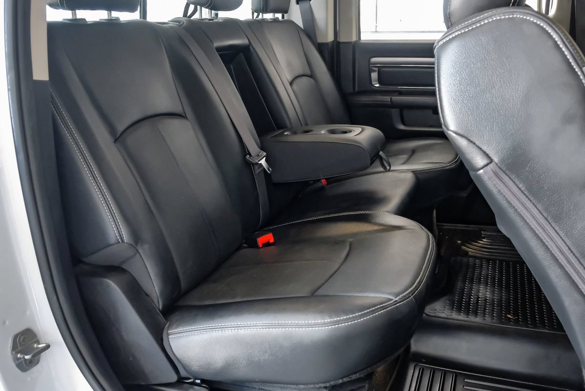 Used 2018 RAM 2500 Laramie w/ Sport Appearance Group AWD/4WD image 33