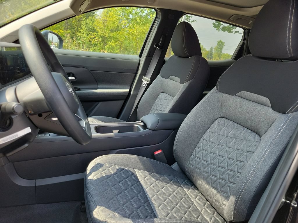 New 2026 Nissan Kicks SV w/ SV Premium Package AWD/4WD image 5