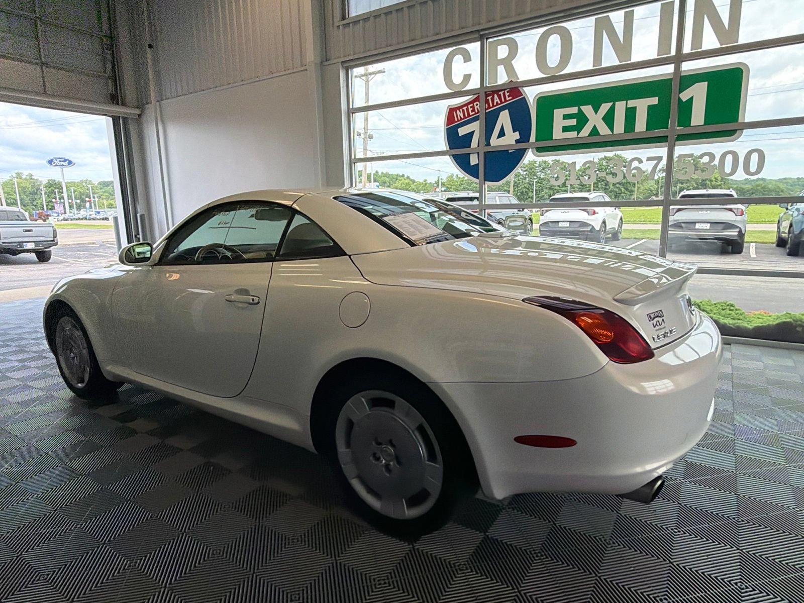 Used 2002 Lexus SC 430 Convertible RWD image 4