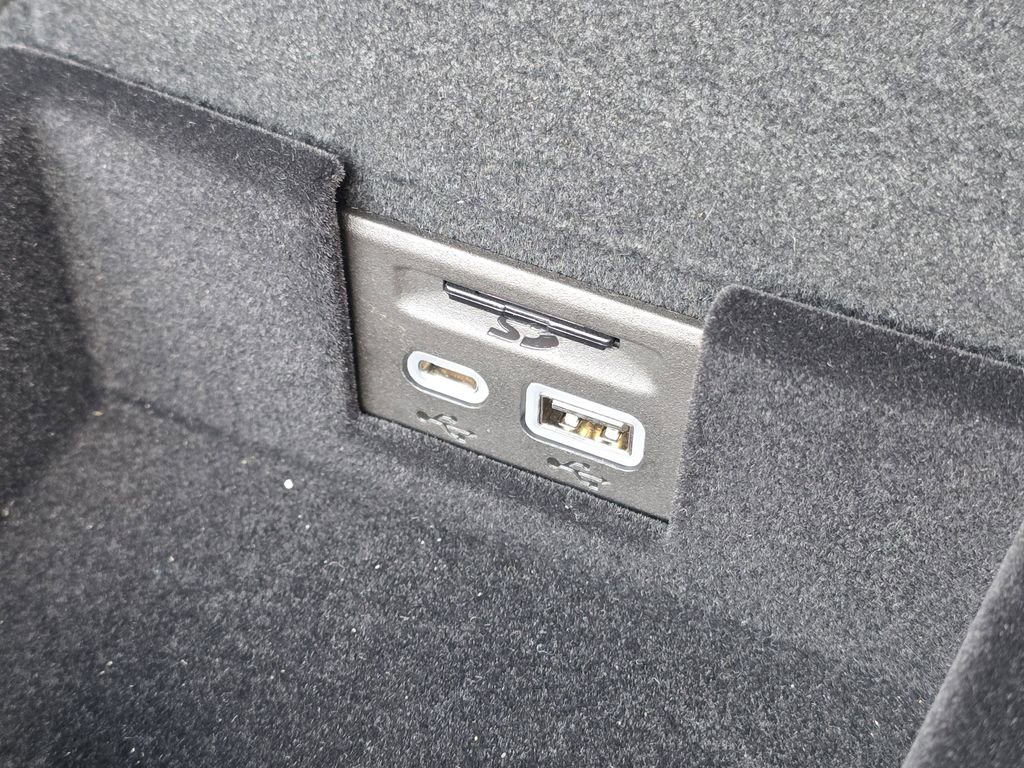 New 2025 Cadillac XT6 Premium Luxury image 26