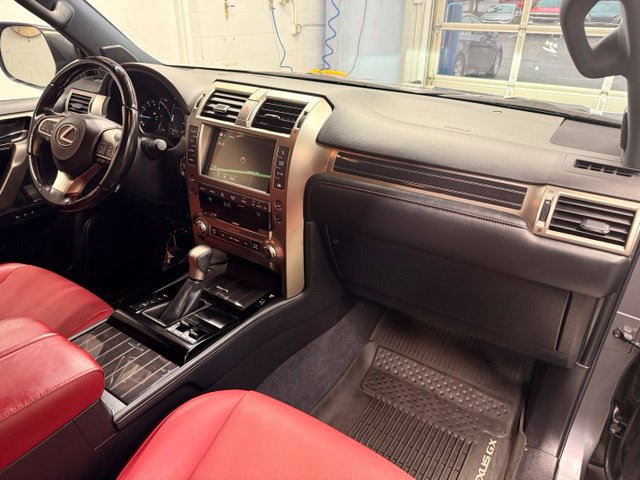 Used 2021 Lexus GX 460 Premium w/ Premium Package AWD/4WD image 25
