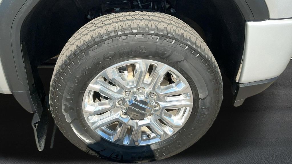 Used 2023 GMC Sierra 3500 Denali w/ Denali Ultimate Package image 7