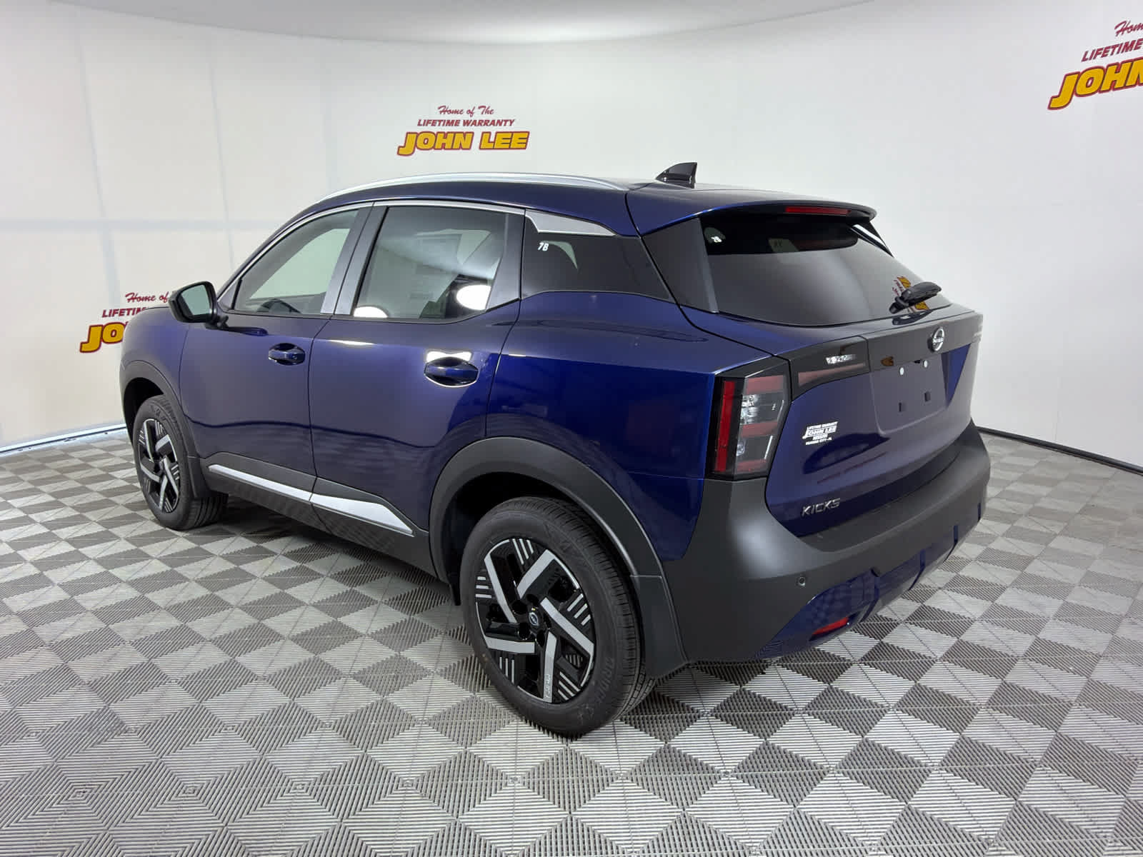 New 2026 Nissan Kicks SV w/ SV Premium Package FWD image 3