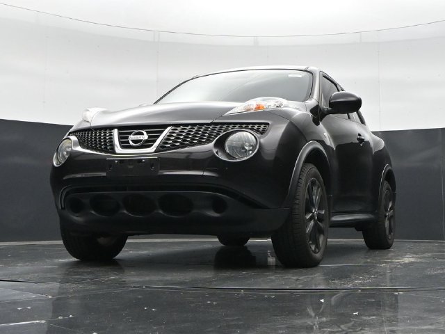 Used 2014 Nissan Juke S FWD image 45