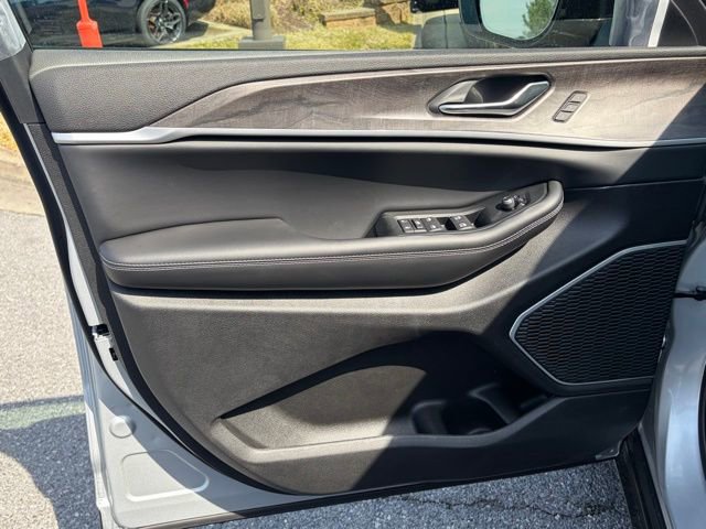 New 2026 Jeep Grand Cherokee Limited AWD/4WD image 12