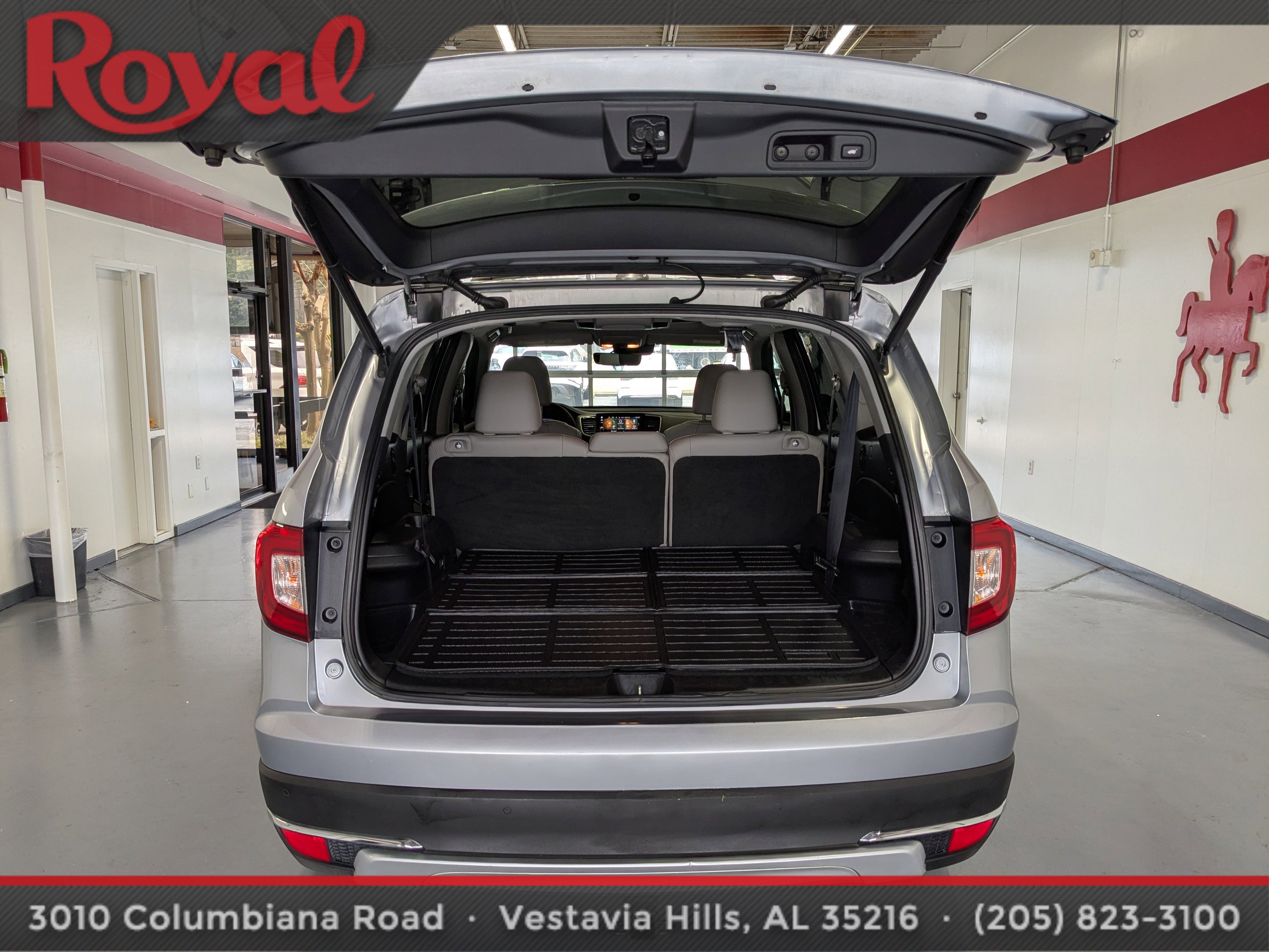 Used 2020 Honda Pilot Touring image 15