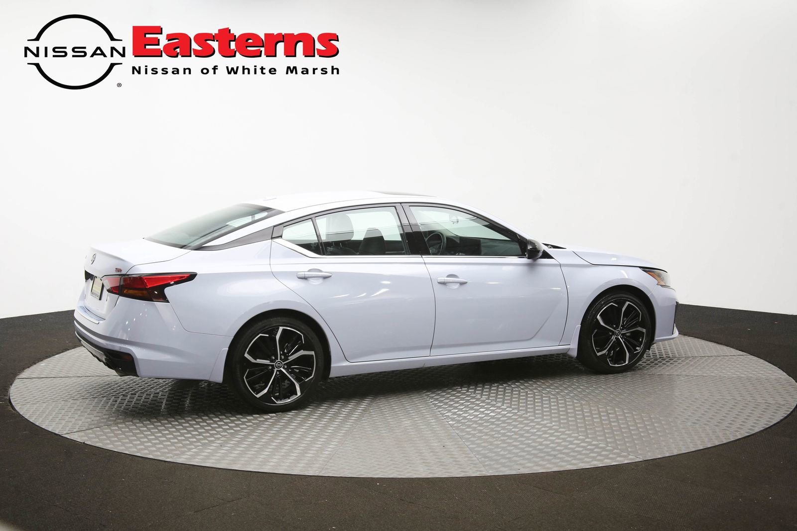 Used 2023 Nissan Altima 2.5 SR w/ SR Premium Package FWD image 43