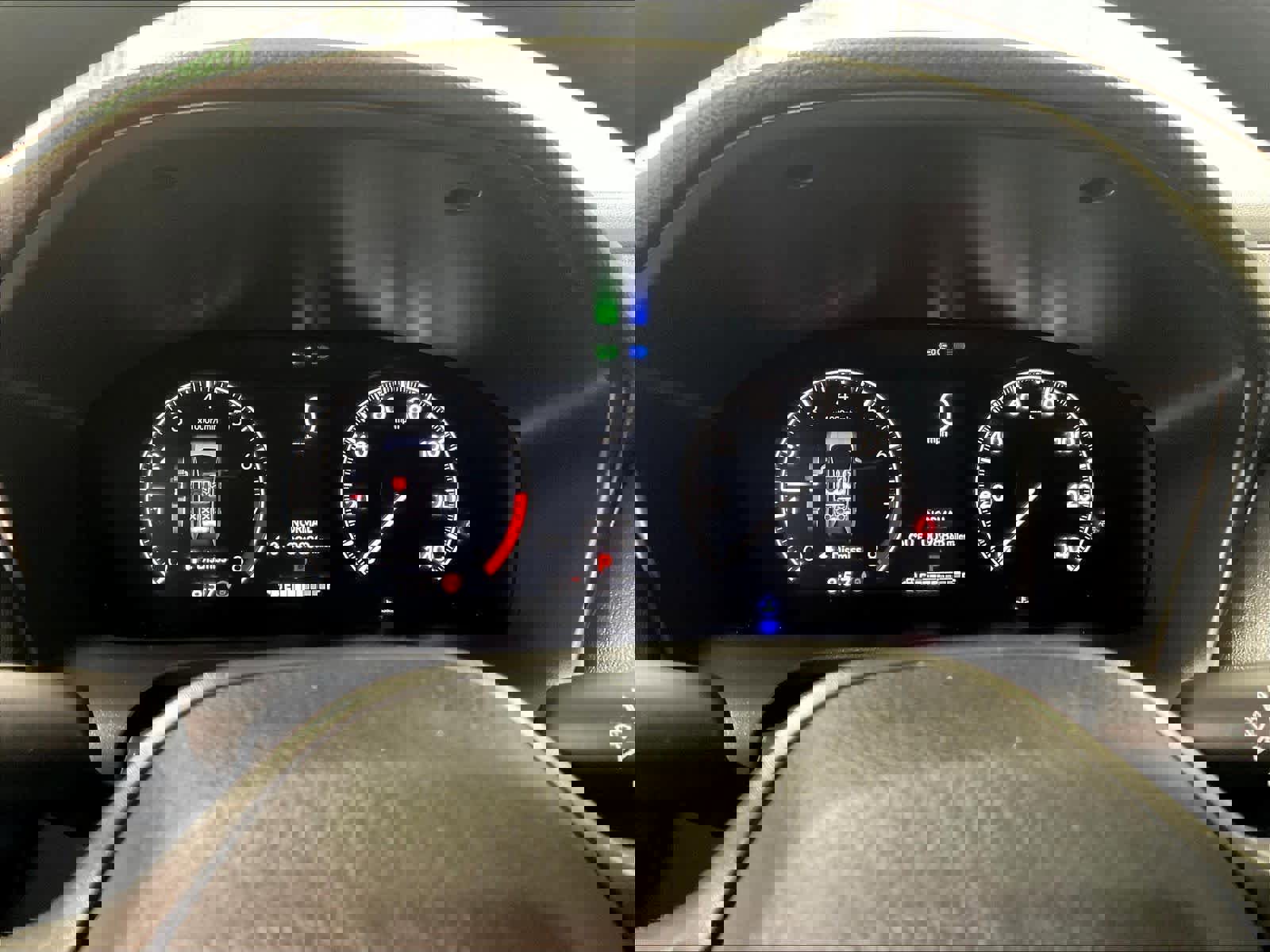 Used 2025 Honda HR-V LX image 24