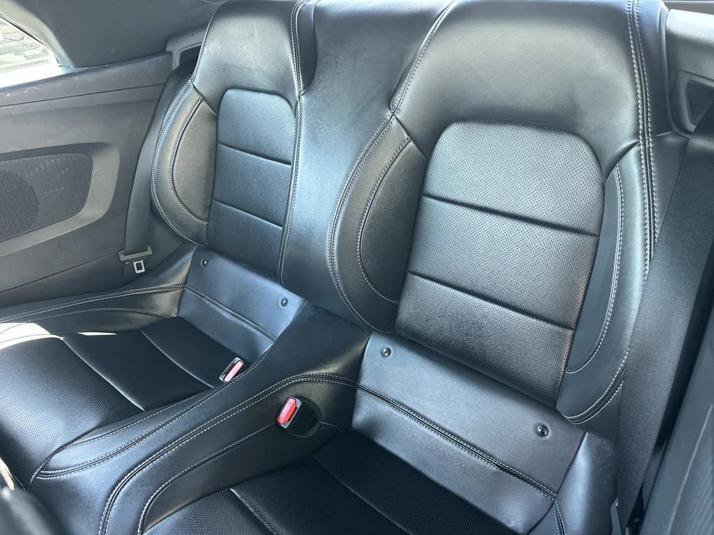 Used 2025 Ford Mustang Premium RWD image 15
