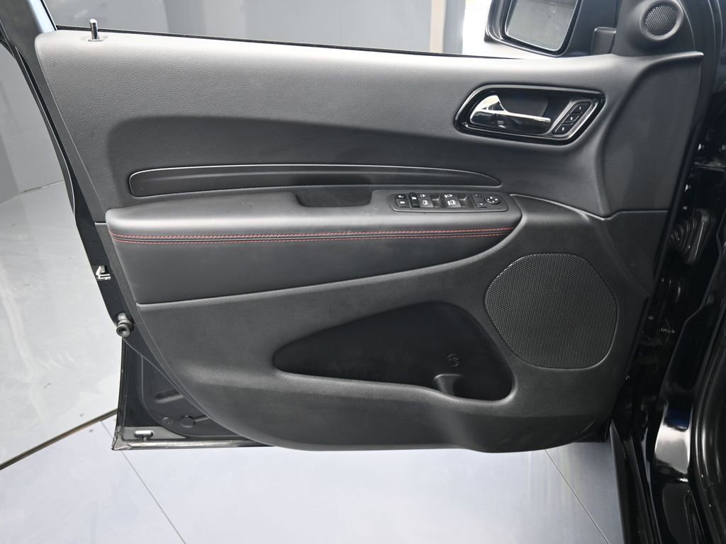 Used 2023 Dodge Durango GT image 13