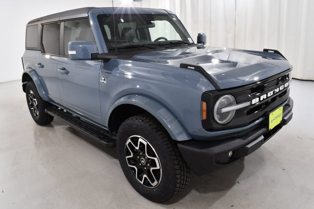Used 2023 Ford Bronco Outer Banks AWD/4WD image 5