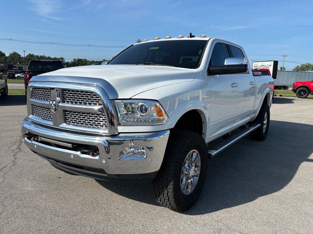 Used 2017 RAM 2500 Laramie AWD/4WD image 3