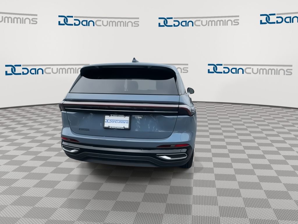 New 2025 Lincoln Nautilus Premier w/ Equipment Group 102A AWD/4WD image 7