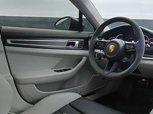 Used 2021 Porsche Panamera GTS AWD/4WD image 18
