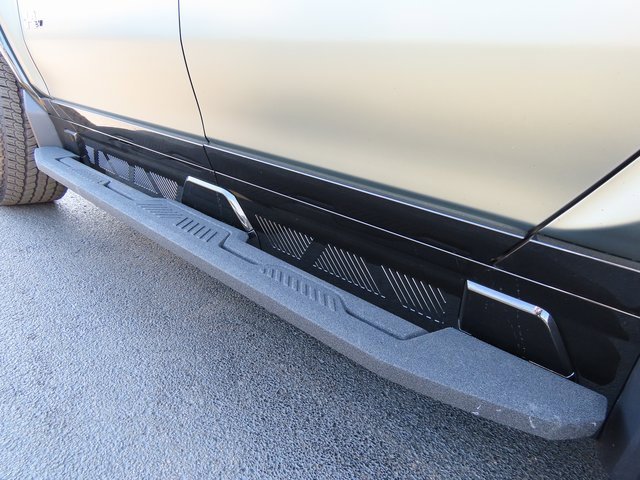 Used 2024 GMC Hummer EV 3X image 14