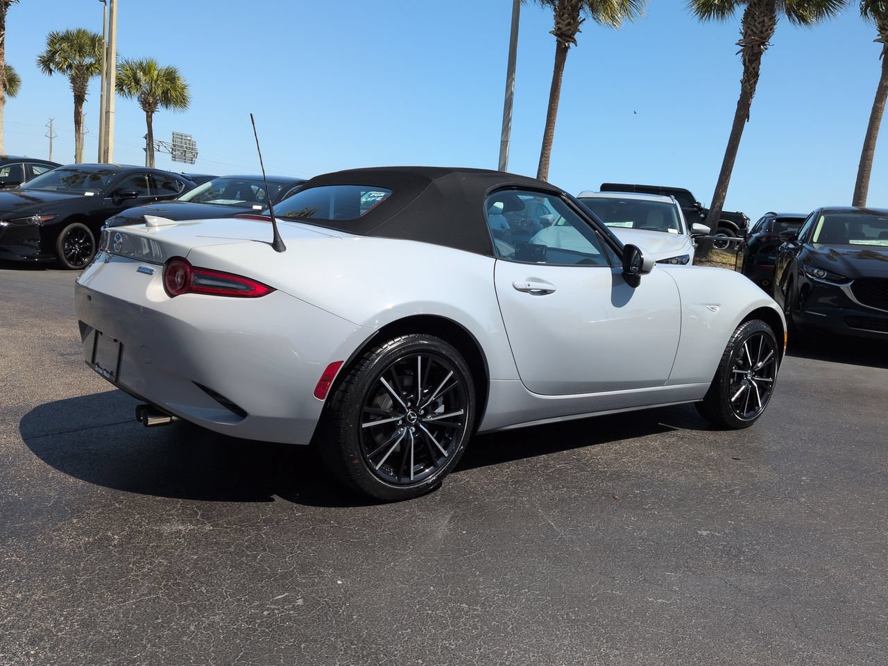 New 2026 MAZDA MX-5 Miata Grand Touring RWD image 4