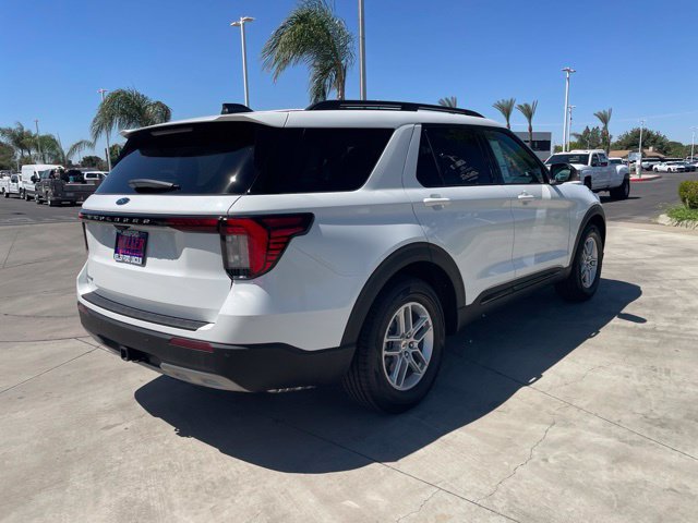 New 2026 Ford Explorer Active w/ Active Comfort Package RWD image 5