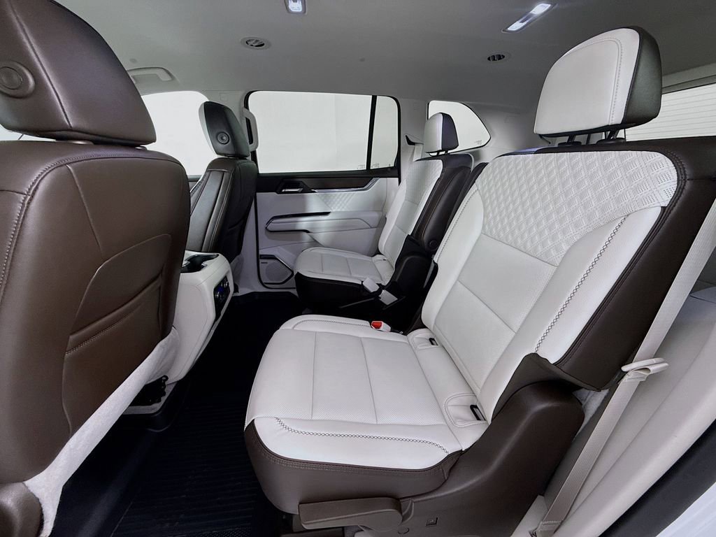 Used 2024 GMC Acadia Denali image 25