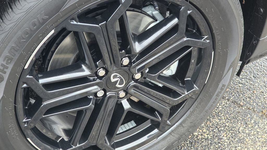 New 2026 INFINITI QX60 Sport image 12