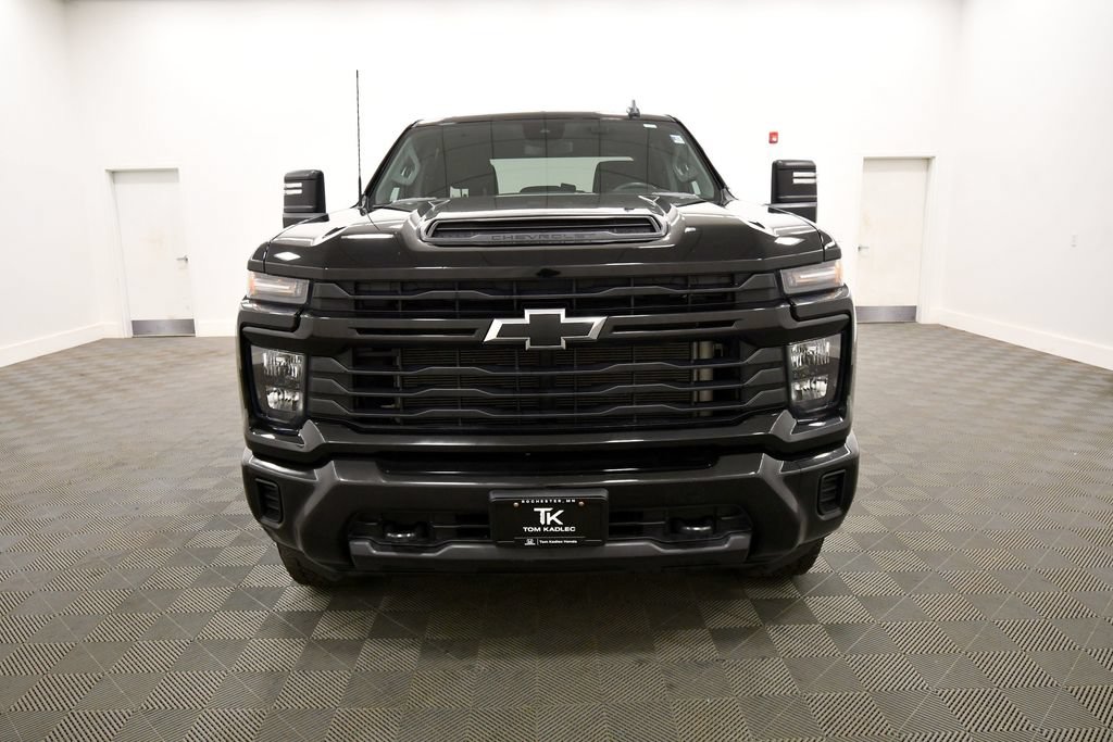 Used 2025 Chevrolet Silverado 2500 Custom w/ Snow Plow Prep/Camper Package AWD/4WD image 11