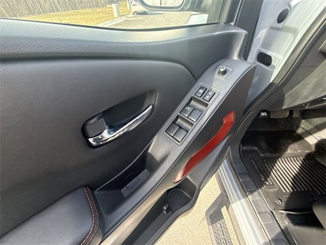 Certified 2024 Nissan Frontier PRO-4X w/ Technology Package image 13
