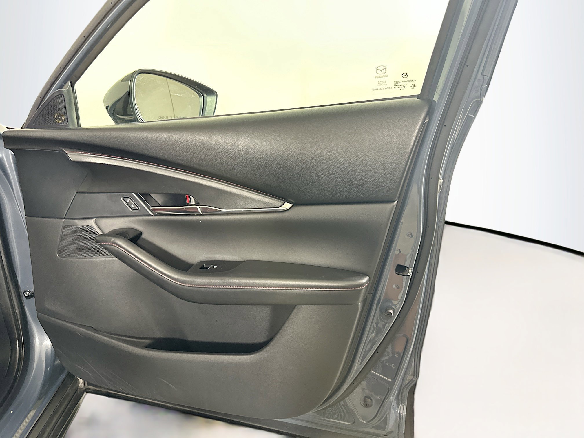 Used 2024 MAZDA CX-30 AWD 2.5 S w/ Preferred Package image 32