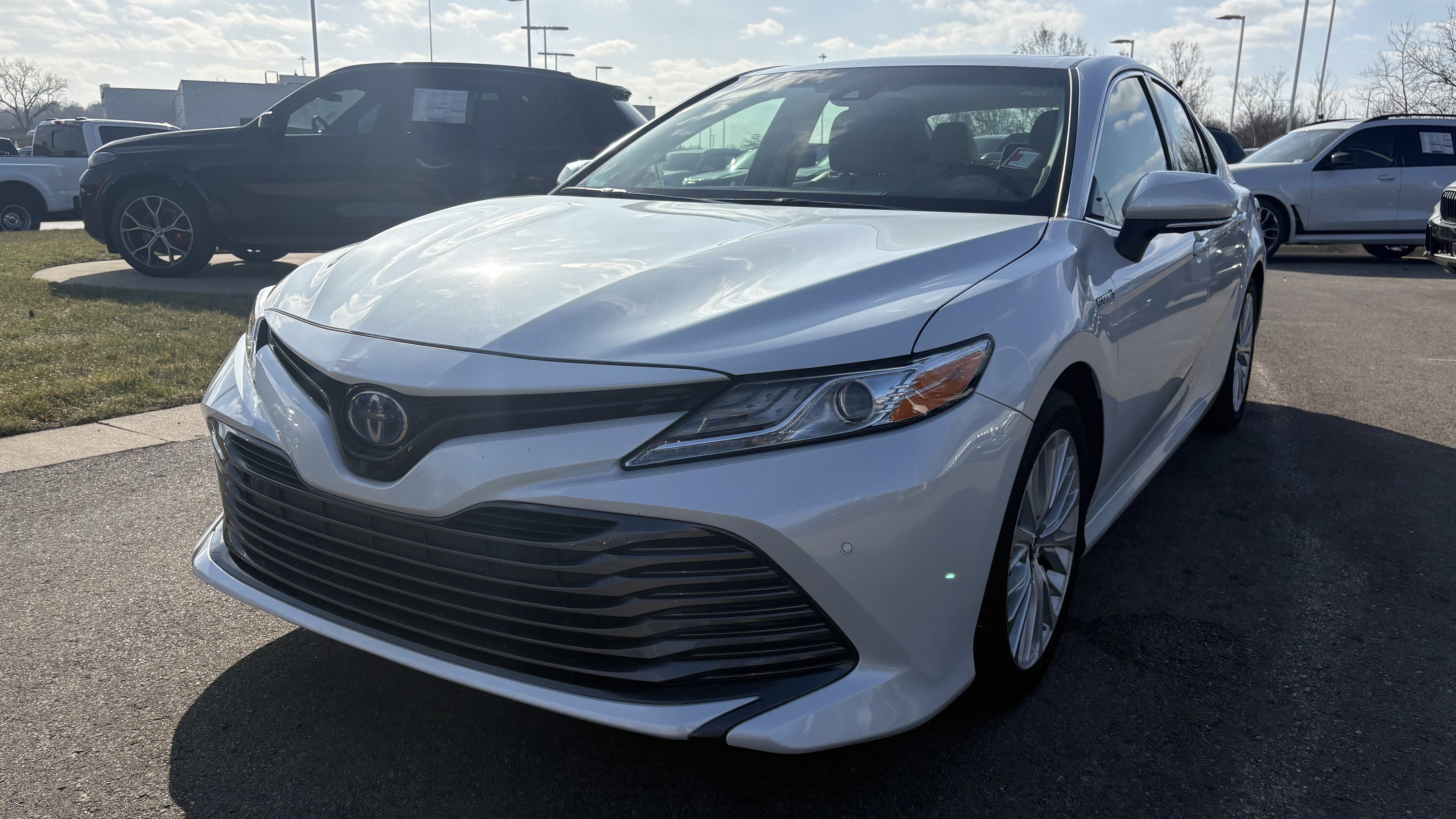 Used 2018 Toyota Camry XLE image 5