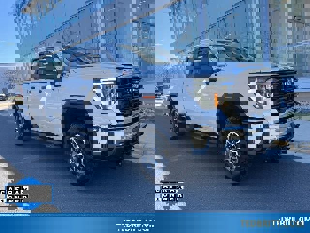 Used 2024 GMC Sierra 2500 Pro w/ Convenience Package image 1