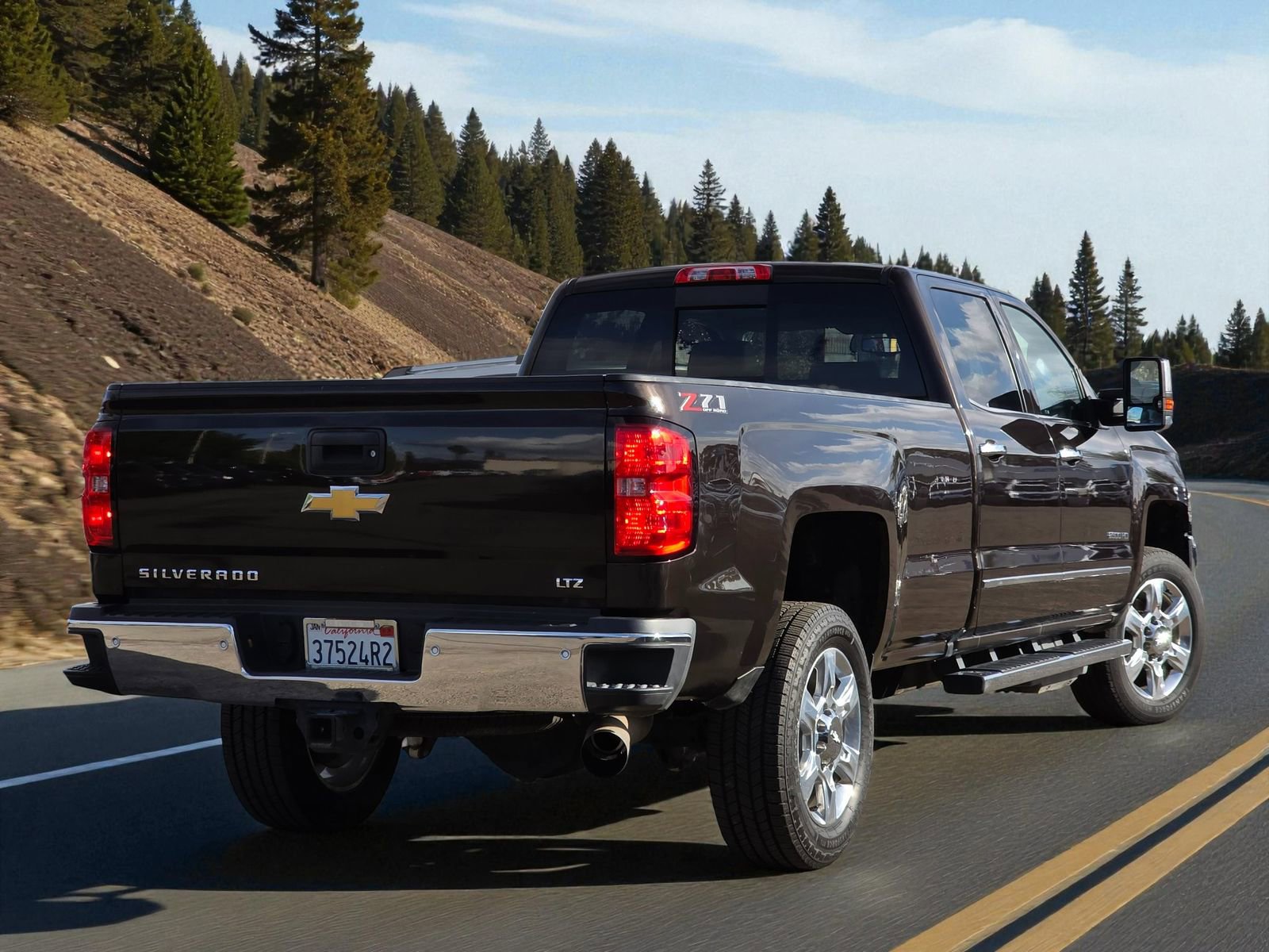 Used 2019 Chevrolet Silverado 2500 LTZ w/ Duramax Plus Package image 6