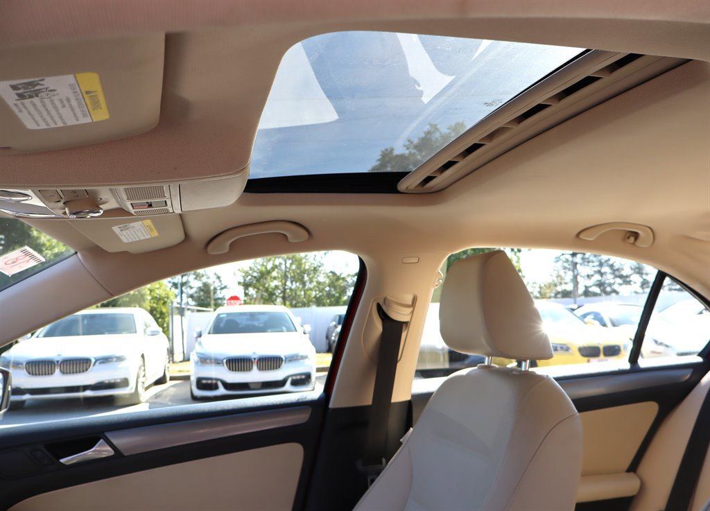 Used 2015 Volkswagen Jetta TDI SE FWD image 21