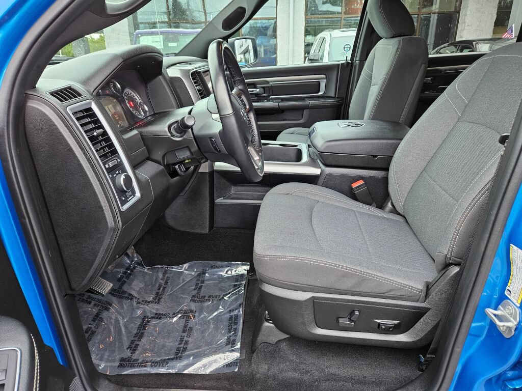 Used 2024 RAM 1500 Warlock AWD/4WD image 18