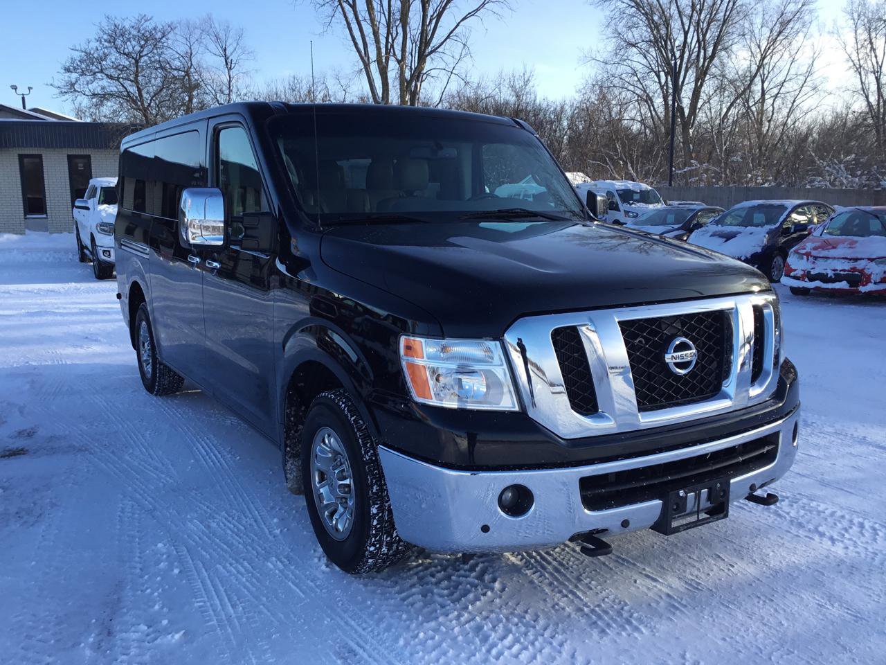 Used 2018 Nissan NV 3500 SL image 5