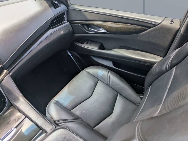 Used 2016 Cadillac Escalade Platinum AWD/4WD image 18