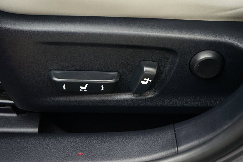 Used 2014 Lexus IS 350 image 25