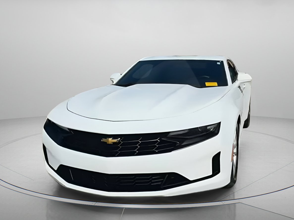 Used 2020 Chevrolet Camaro LS image 8