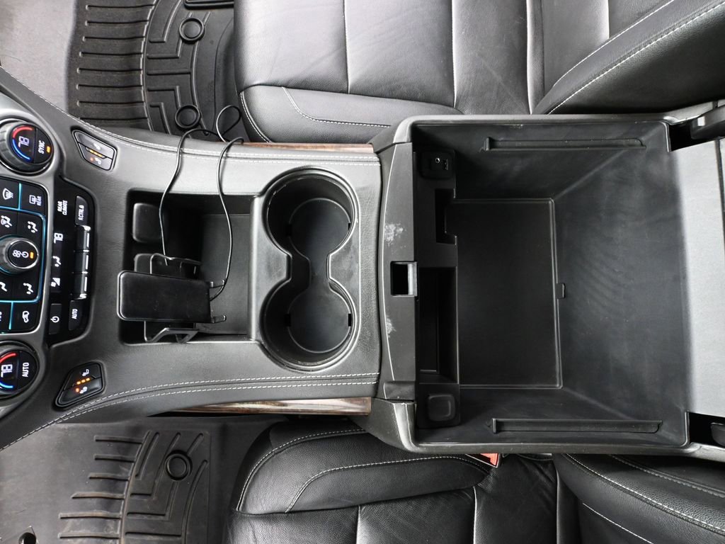 Used 2018 Chevrolet Tahoe LT w/ Skid Plate Package AWD/4WD image 39