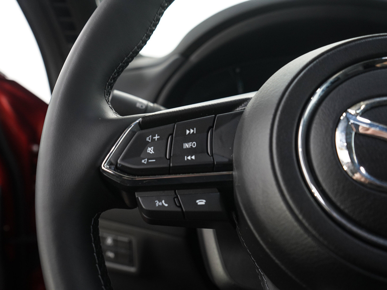 Certified 2025 MAZDA CX-5 Signature AWD/4WD image 27