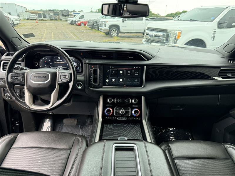 Used 2022 GMC Yukon XL Denali w/ Max Trailering Package AWD/4WD image 27