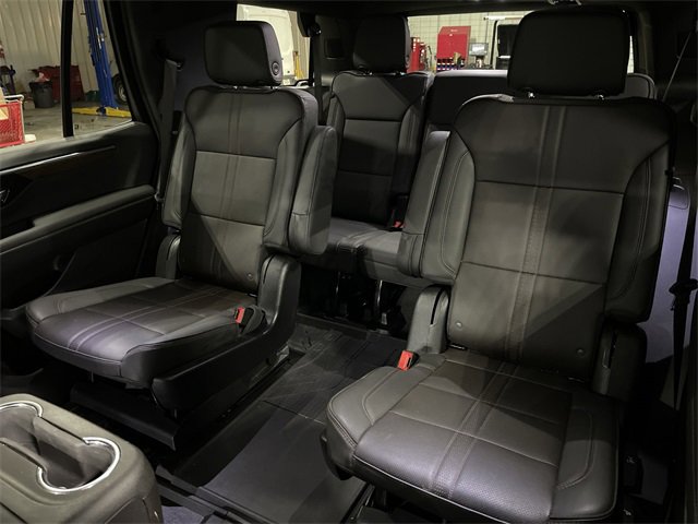 Used 2025 Chevrolet Tahoe High Country w/ Sun And Tow Package image 29