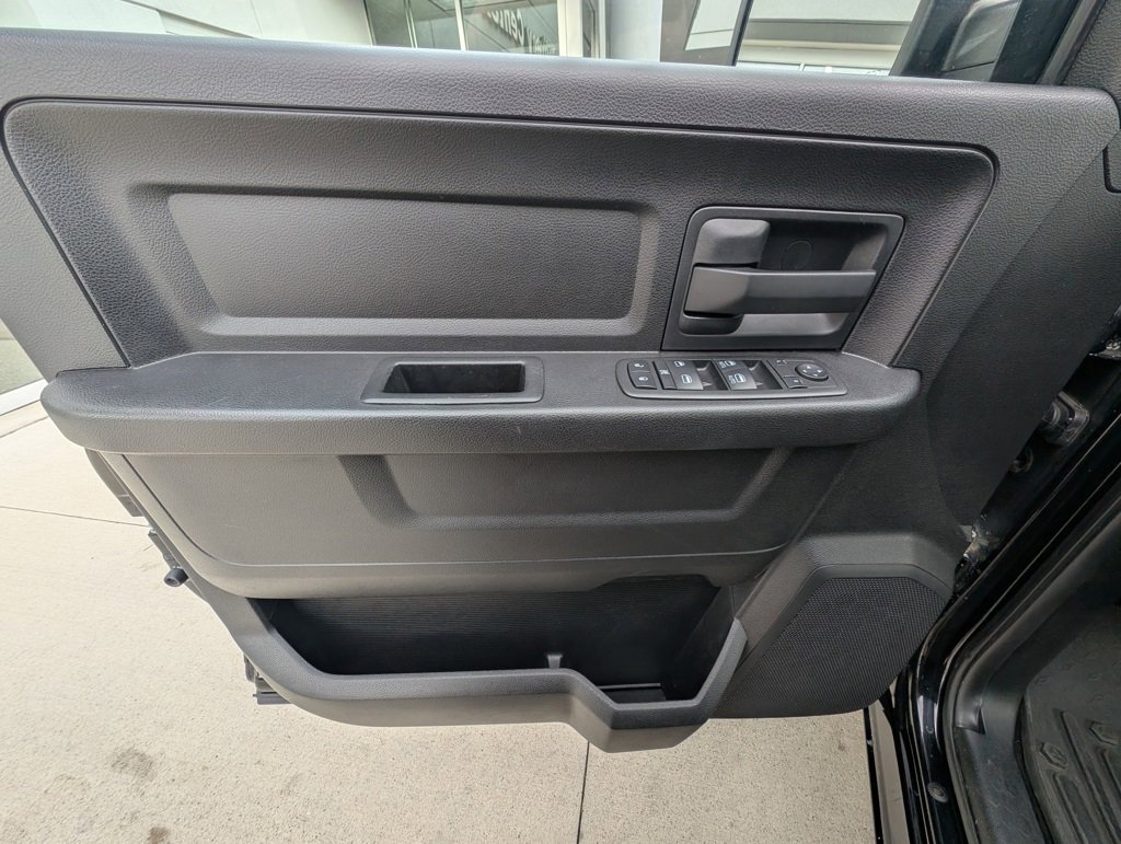 Used 2014 RAM 1500 Express image 35