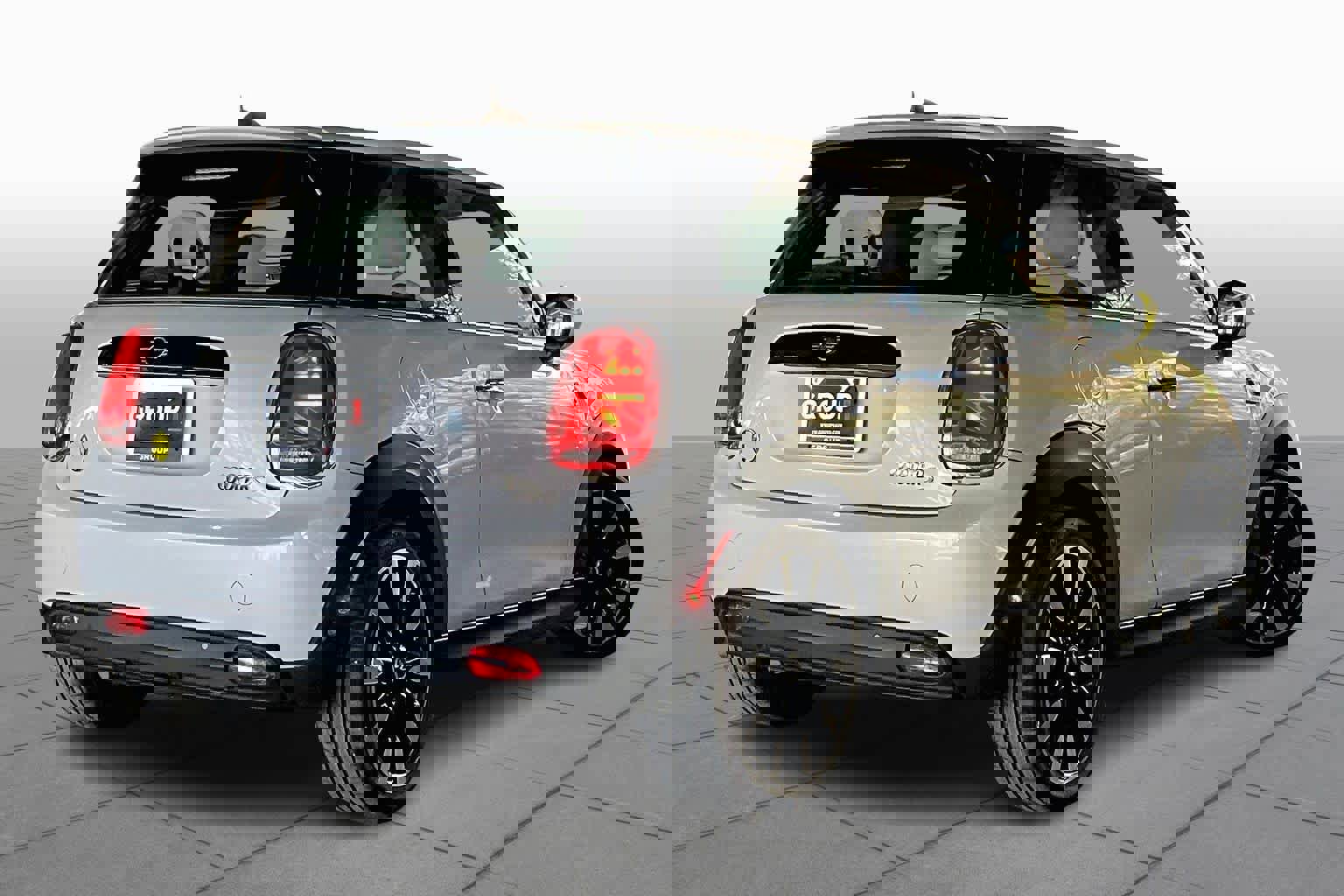 Used 2023 MINI Cooper SE image 12