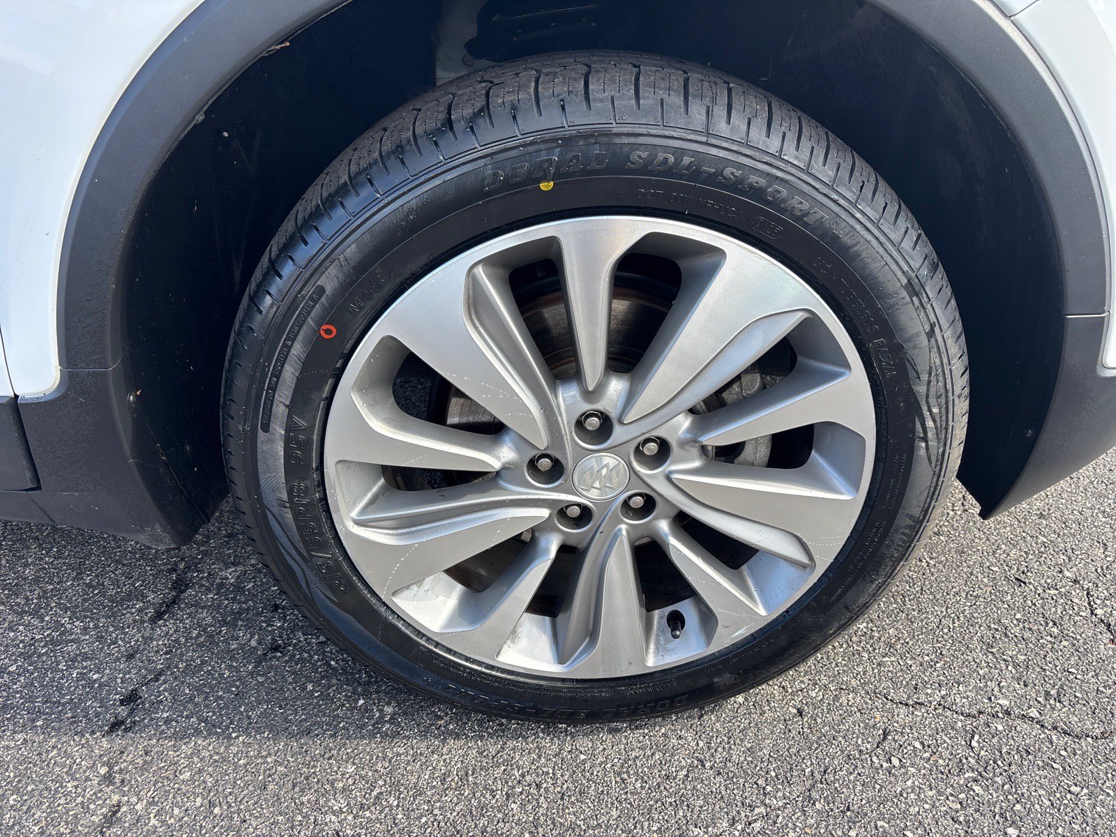 Used 2020 Buick Encore Preferred AWD/4WD image 9