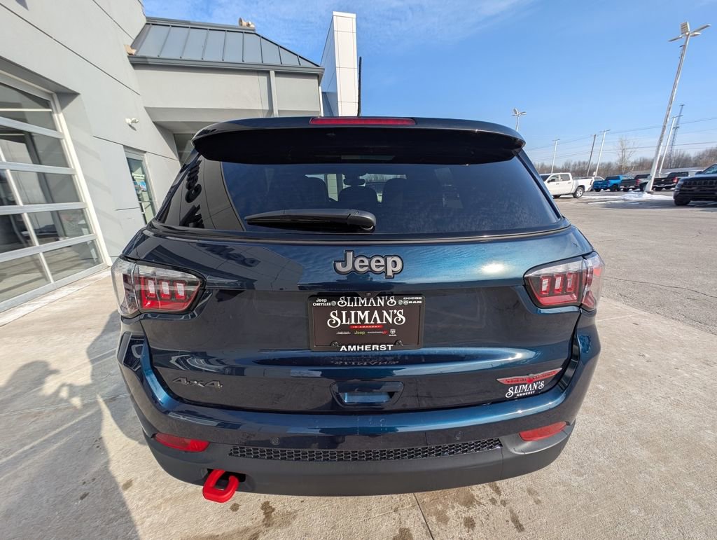 New 2026 Jeep Compass Trailhawk w/ Sun, Sound & Navigation Group AWD/4WD image 12