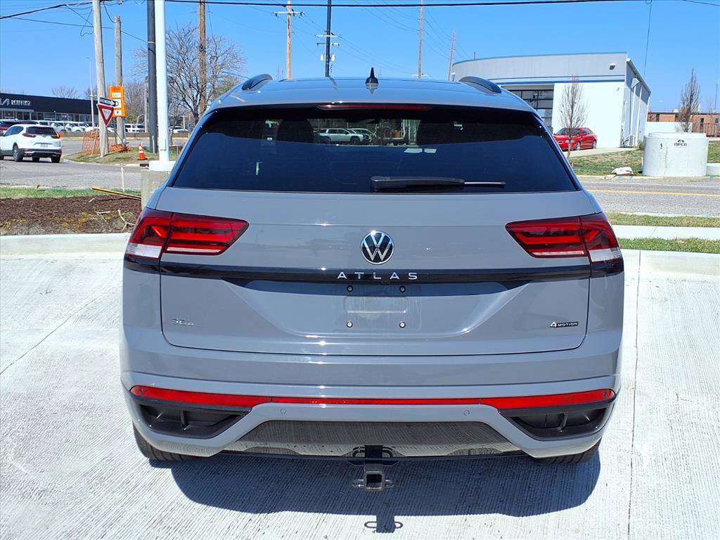 Used 2023 Volkswagen Atlas Cross Sport SEL R-Line image 25